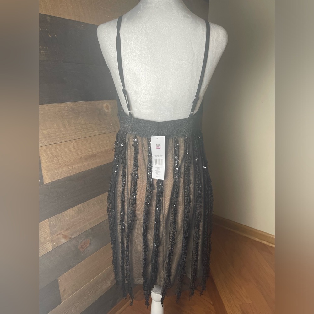 COSMOPOLITAN x Dress the Population Rihanna Fringe Babydoll Mini Dress, Size XL - Picture 4 of 15